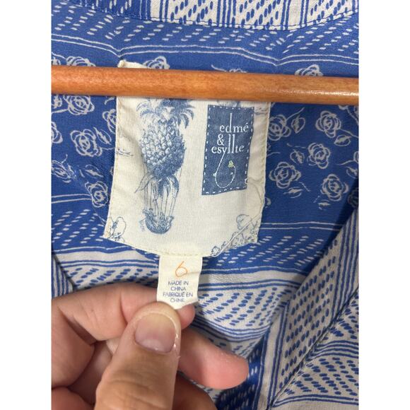 Edme & Esyllte Top 6 Blue White Floral Geometric Button 100% Silk Anthropologie - Picture 7 of 11